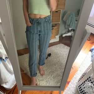 Pac Sun boyfriend jeans